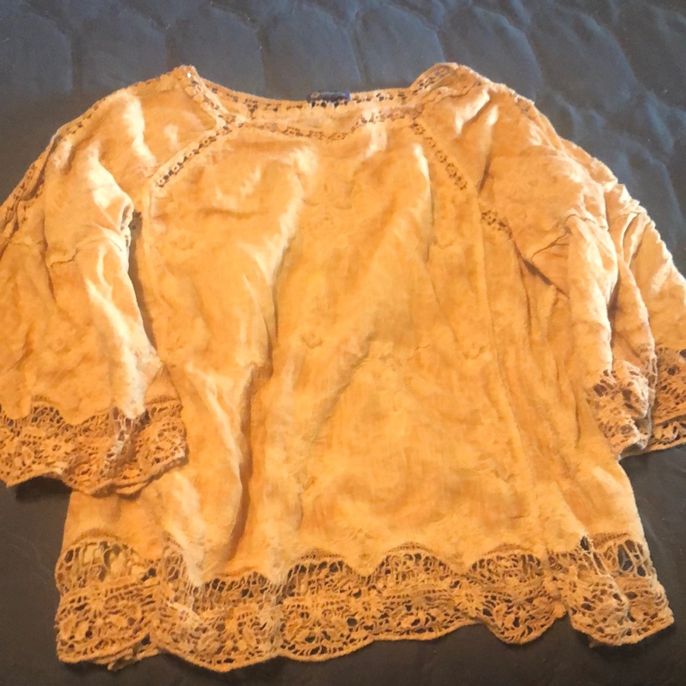 Women’s blouse